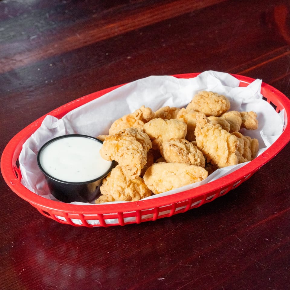 Woodfellas plain boneless wings