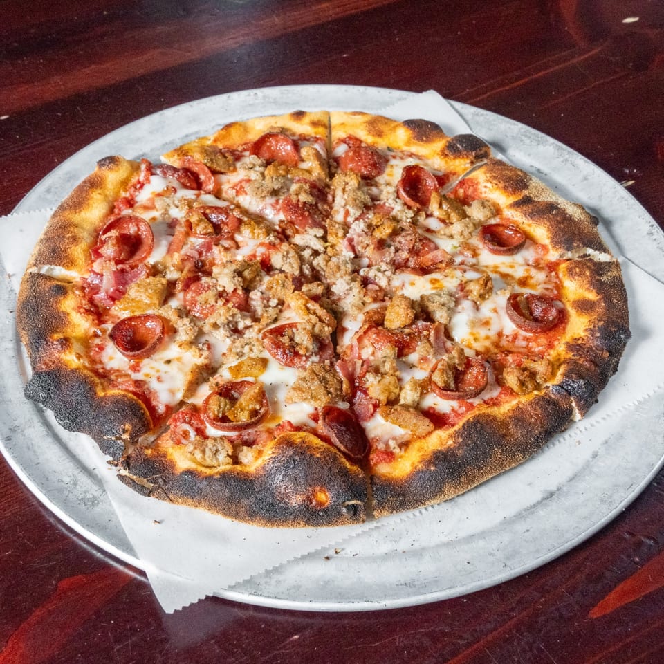 Big Stubby pizza