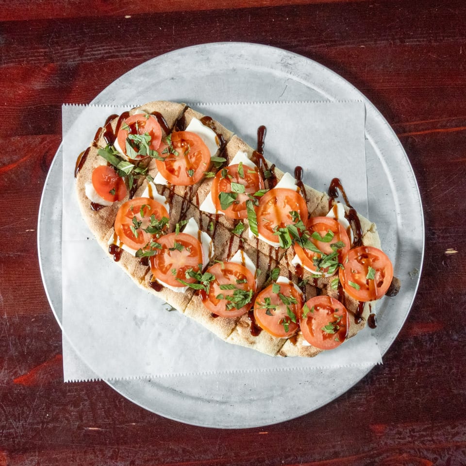 Bruschetta flatbread