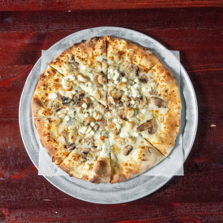 Delicious Cheese Pizza