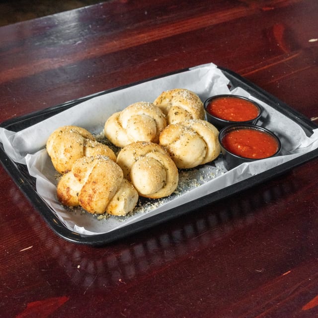 Garlic Knots.